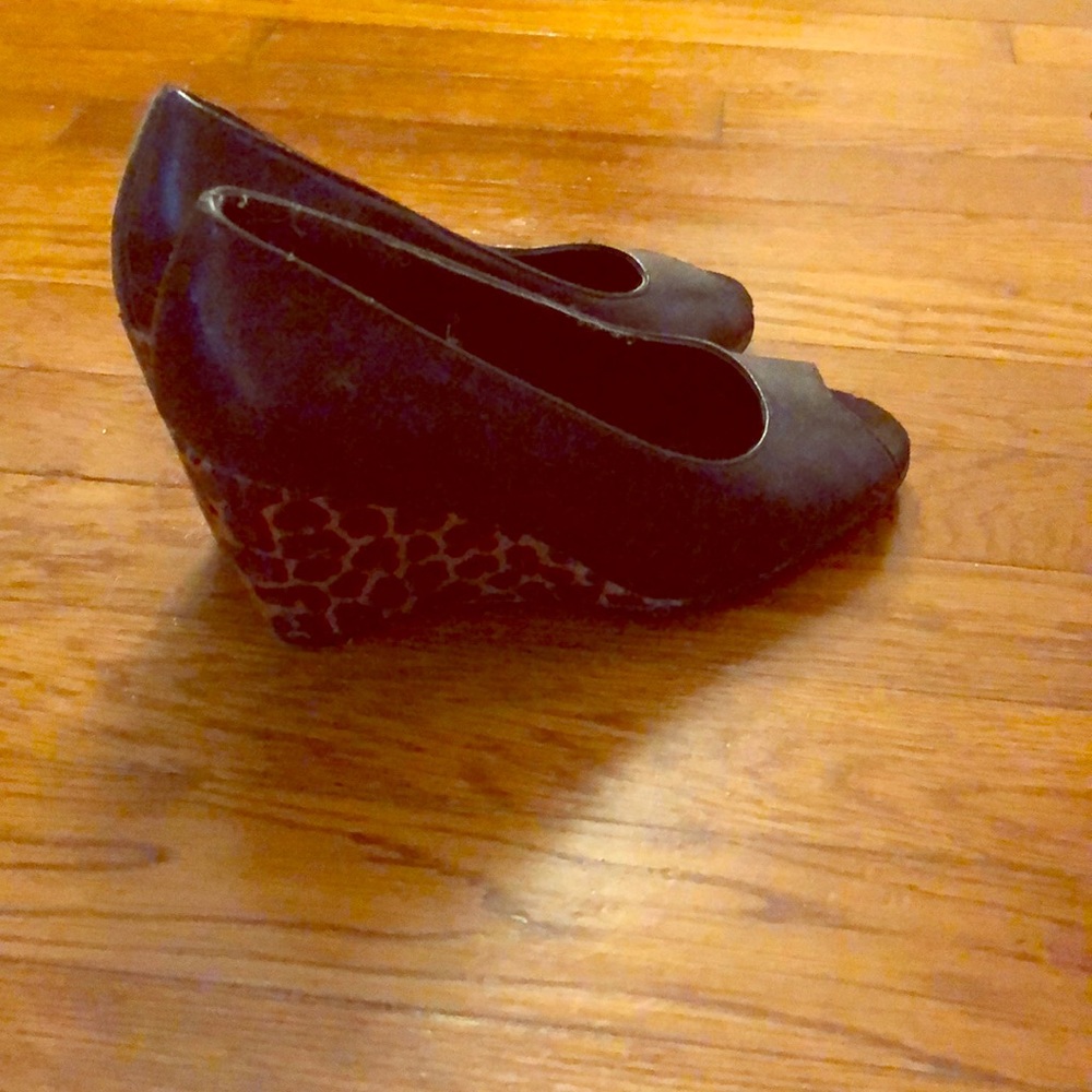 Black and leopard wedge sandals